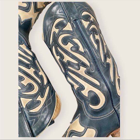 RARE Frye Billy Vintage Blue White Leather Embroidered Pull-On Cowgirl Boots - Picture 11 of 14